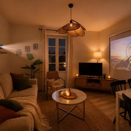 6pers Cinéma - Proche Centre Ville- Stationnement Gratuit Appartement