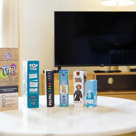 6pers Cinéma - Proche Centre Ville- Stationnement Gratuit Appartement